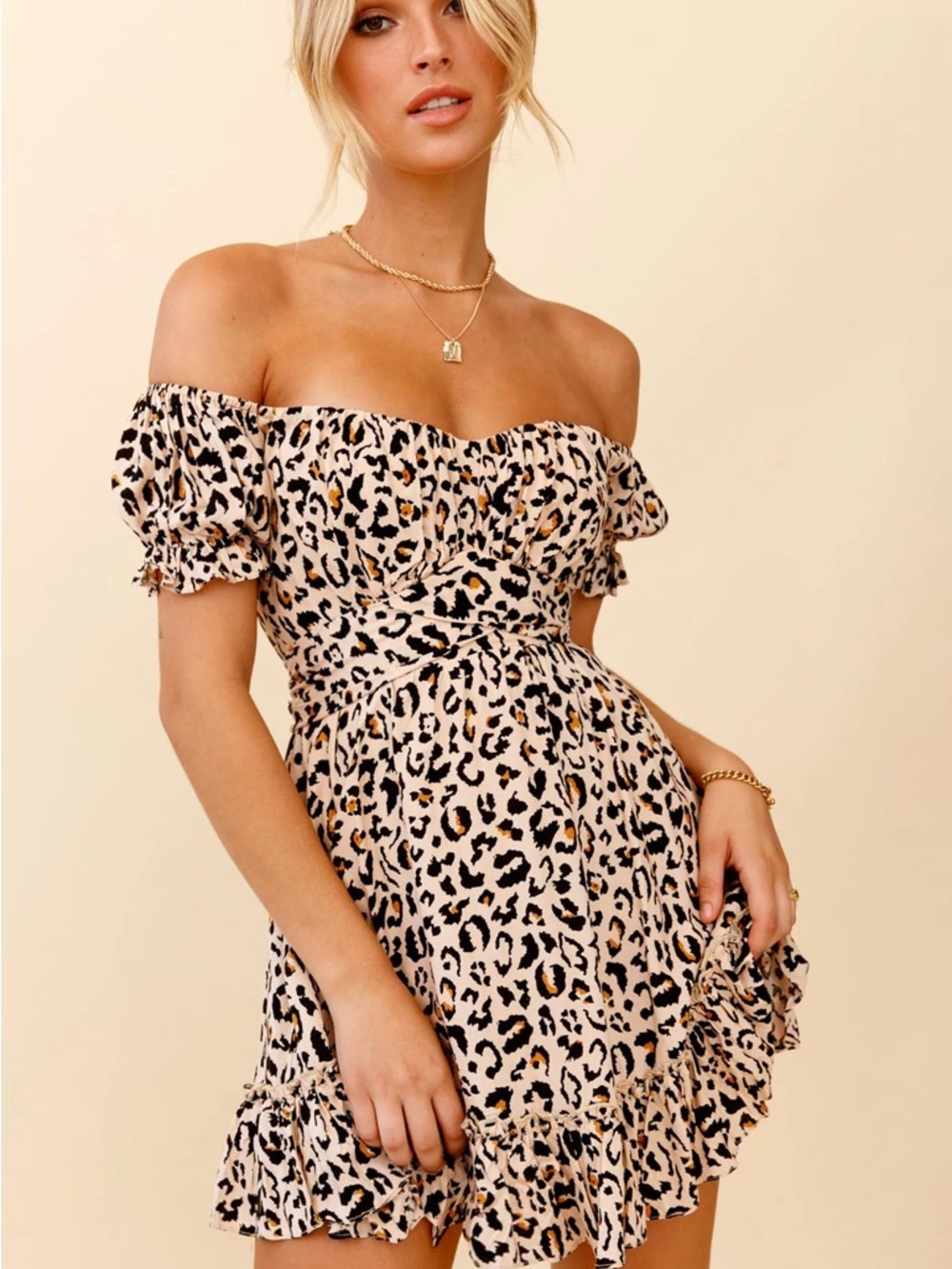 Selfie Leslie Beige Leopard Off-Shoulder Mini Dress